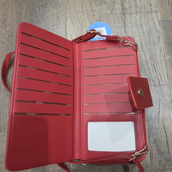 Chic Unlimited Red Synthetic Leather Crossbody Walket - Picture 4 of 5